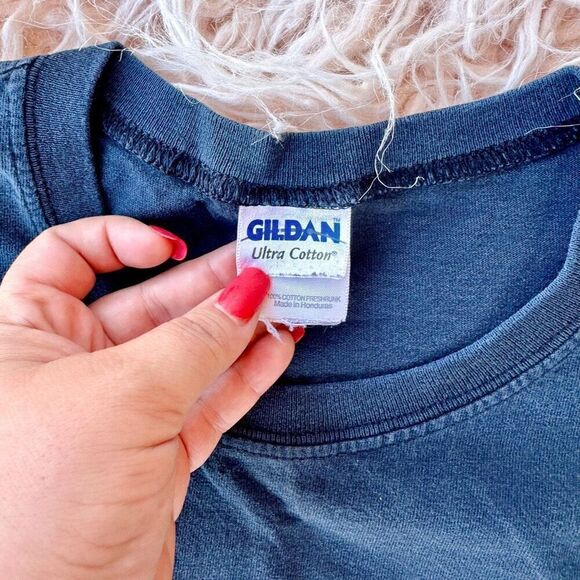 XL Faded Gildan Tank Top - Picture 3 of 5